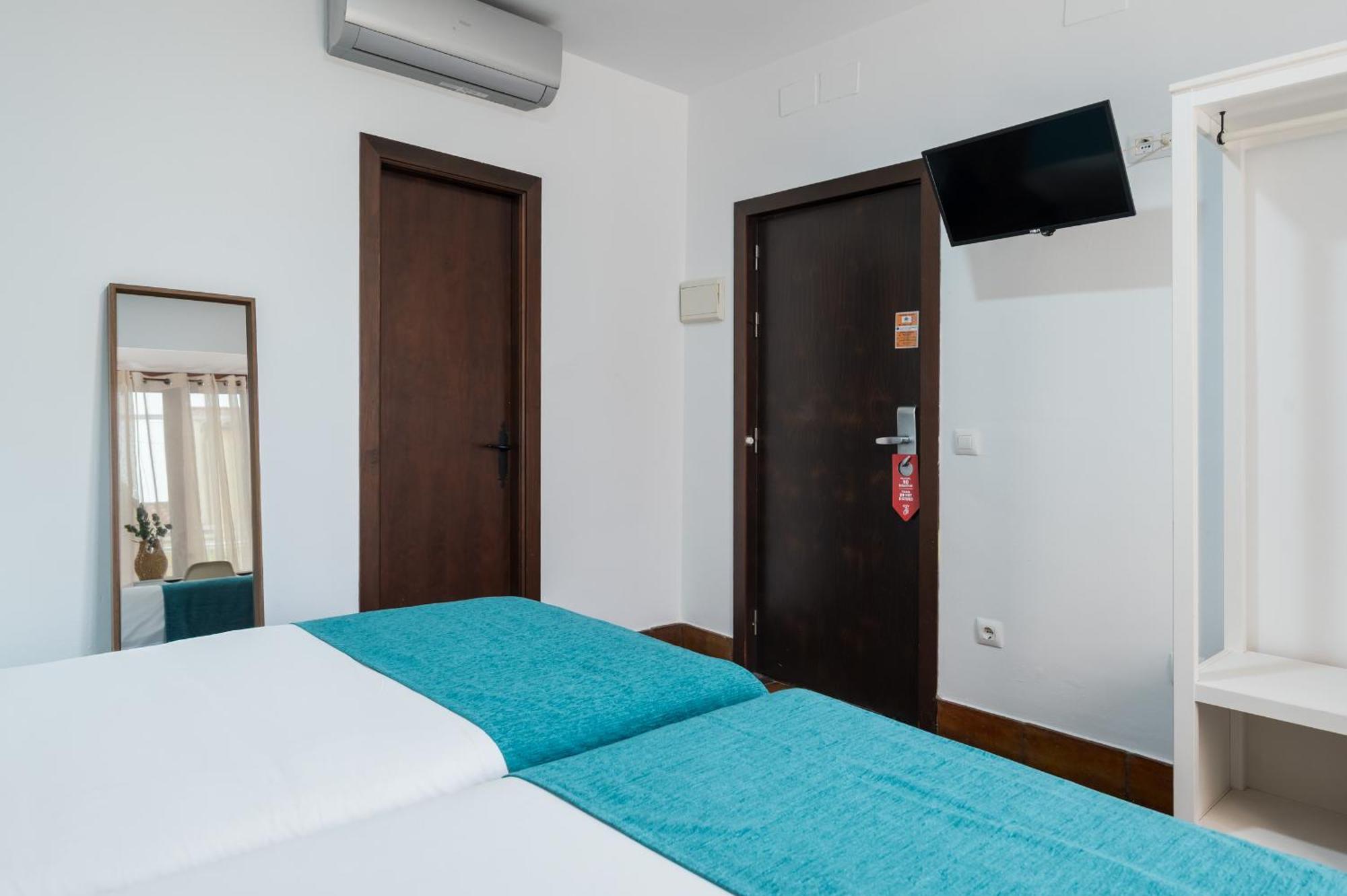 Boutique Puerta Del Rincon 2*